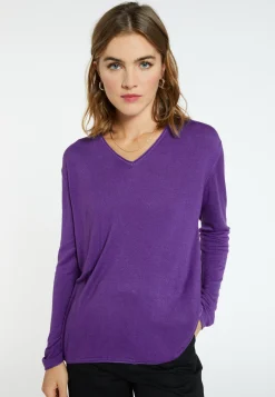 Montagut Bamboo cashmere V-neck T-shirt - Aeline