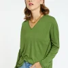 Montagut Bamboo cashmere V-neck T-shirt - Aeline