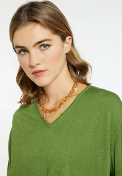Montagut Bamboo cashmere V-neck T-shirt - Aeline