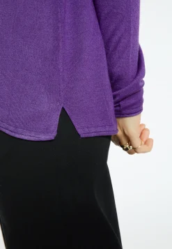 Montagut Bamboo cashmere V-neck T-shirt - Aeline