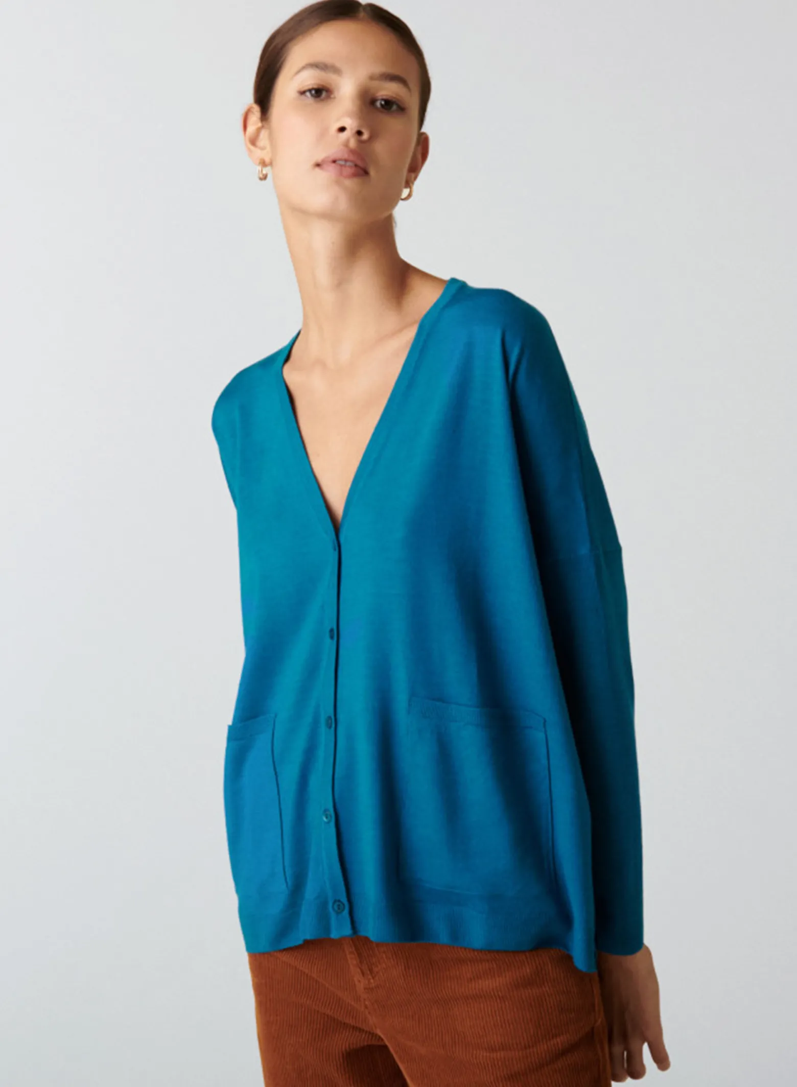 Montagut Buttoned cardigan with pockets in merino wool - Ava