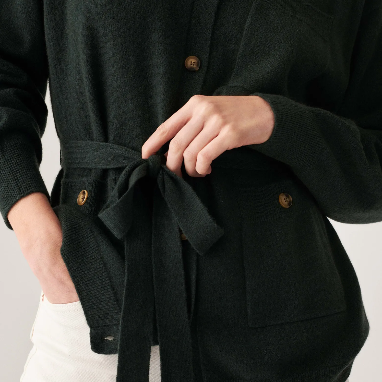 Montagut Buttoned cashmere jacket with polo collar - Clemence
