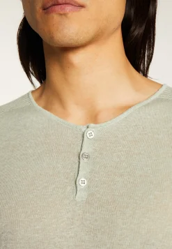Montagut Button-neck T-shirt - LEONCE