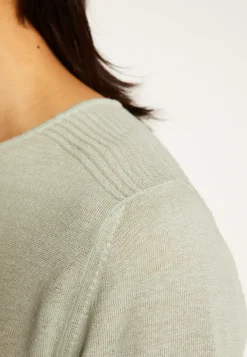 Montagut Button-neck T-shirt - LEONCE