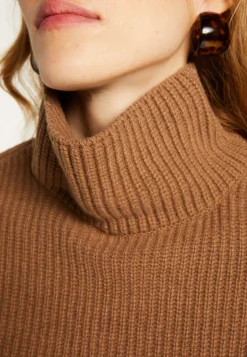 Montagut Cashmere blend sleeveless high-neck sweater - Dalya