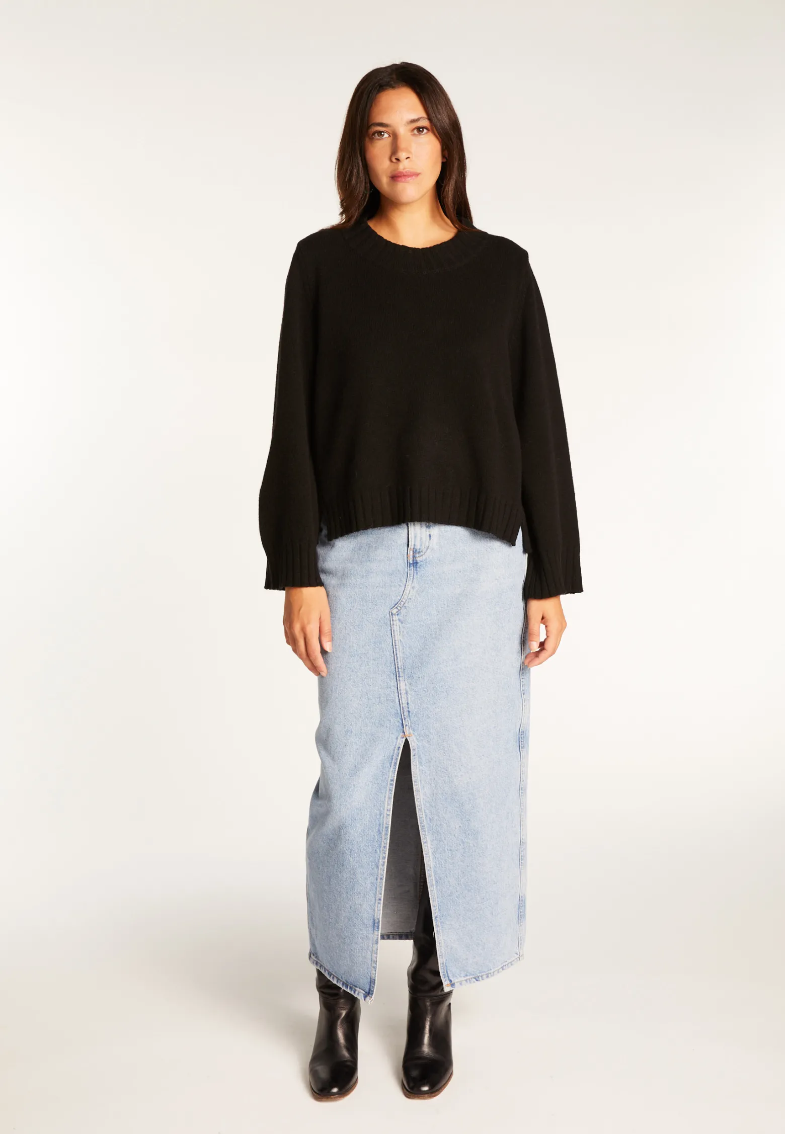 Montagut Cashmere crew neck short sweater - Vicky