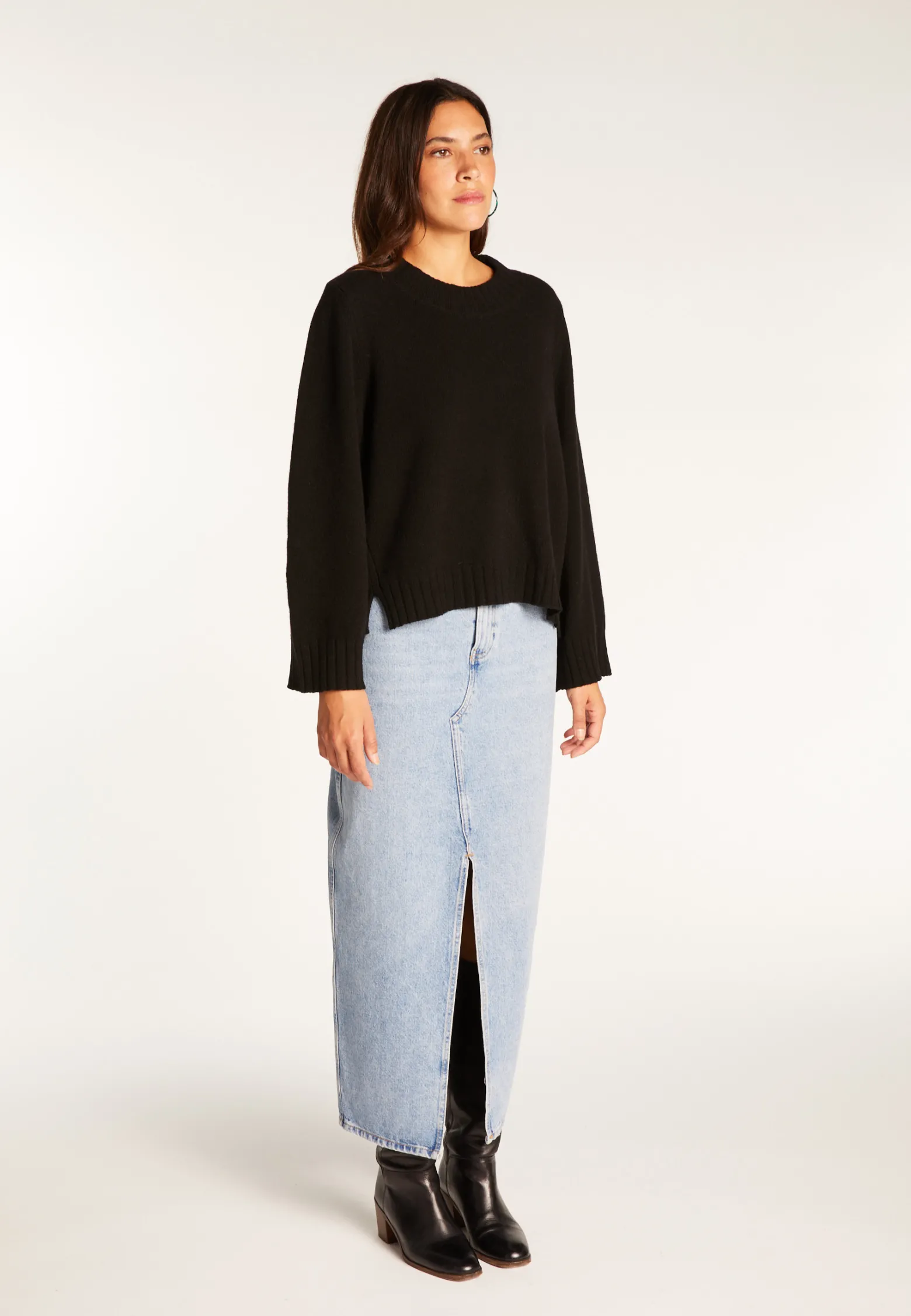Montagut Cashmere crew neck short sweater - Vicky