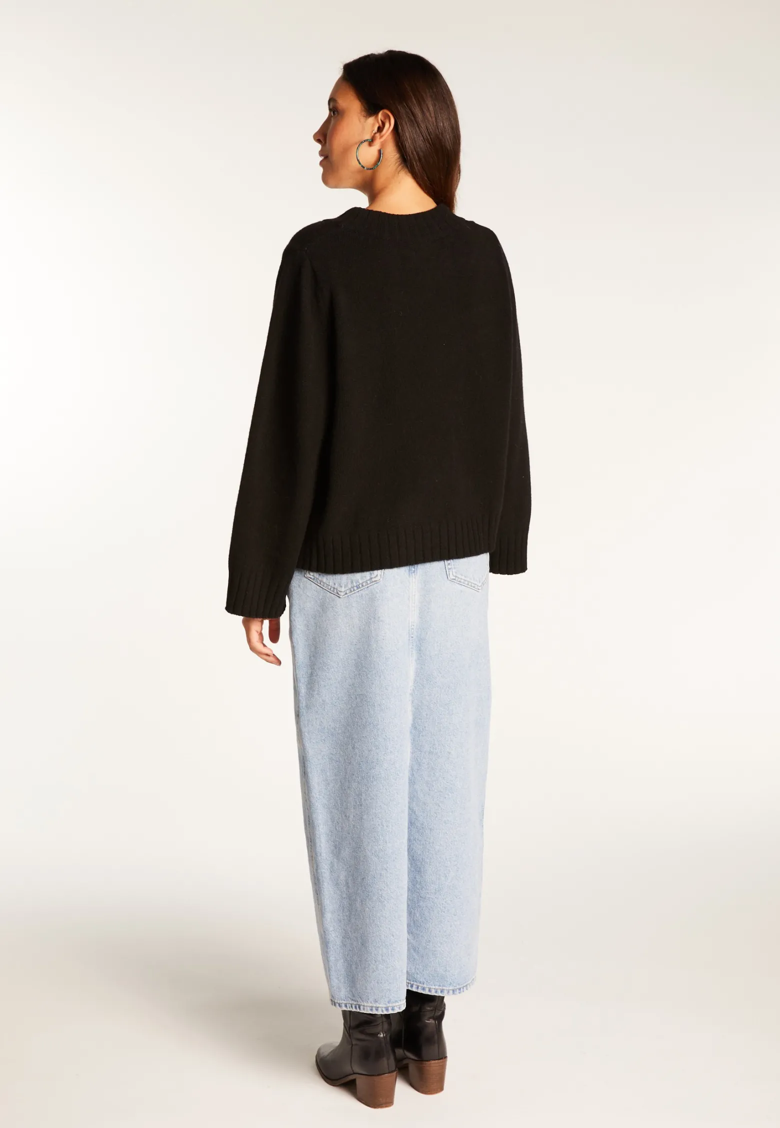 Montagut Cashmere crew neck short sweater - Vicky