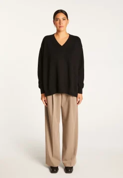 Montagut Cashmere slit sweater - Alienor