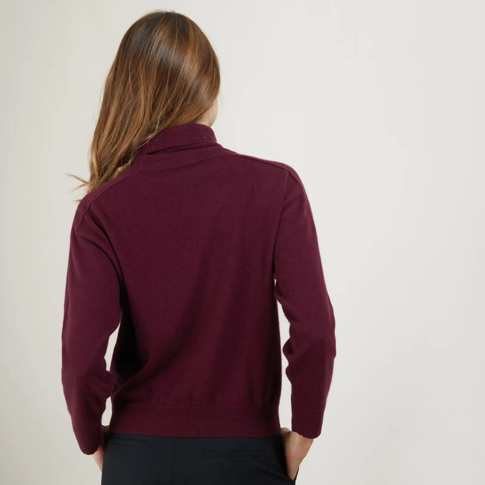 Montagut Cashmere turtleneck sweater with hammer armholes - Beverlie