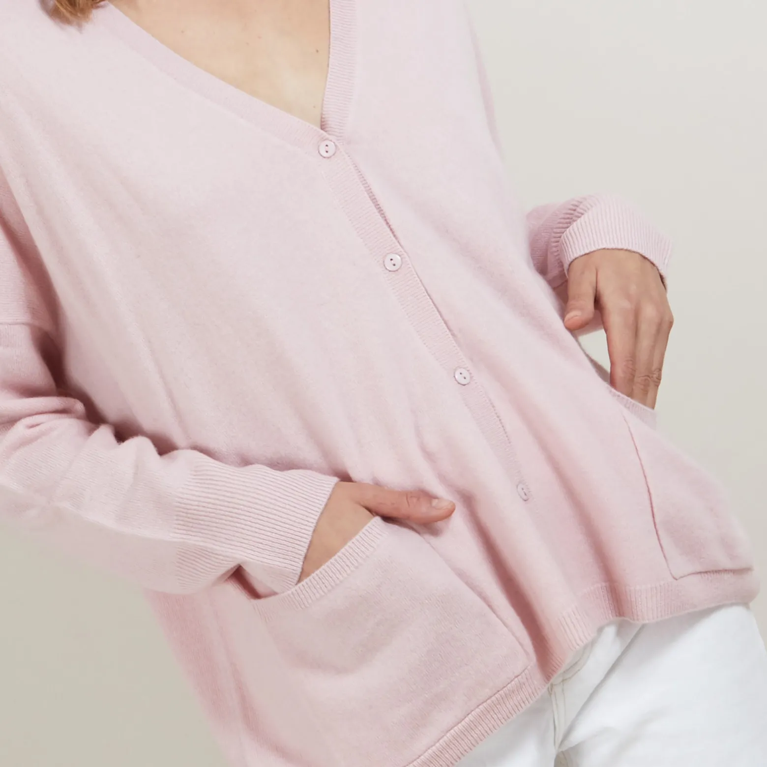 Montagut Cashmere V-neck cardigan - Brune
