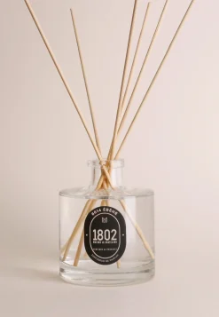Montagut Diffuser with natural stems - 200ml