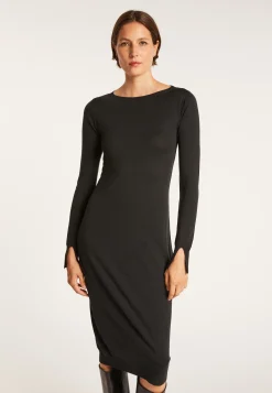 Montagut Dress made of wool and silk with back slit - Epopée