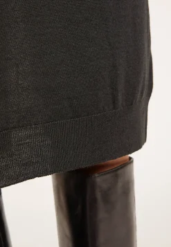 Montagut Dress made of wool and silk with back slit - Epopée