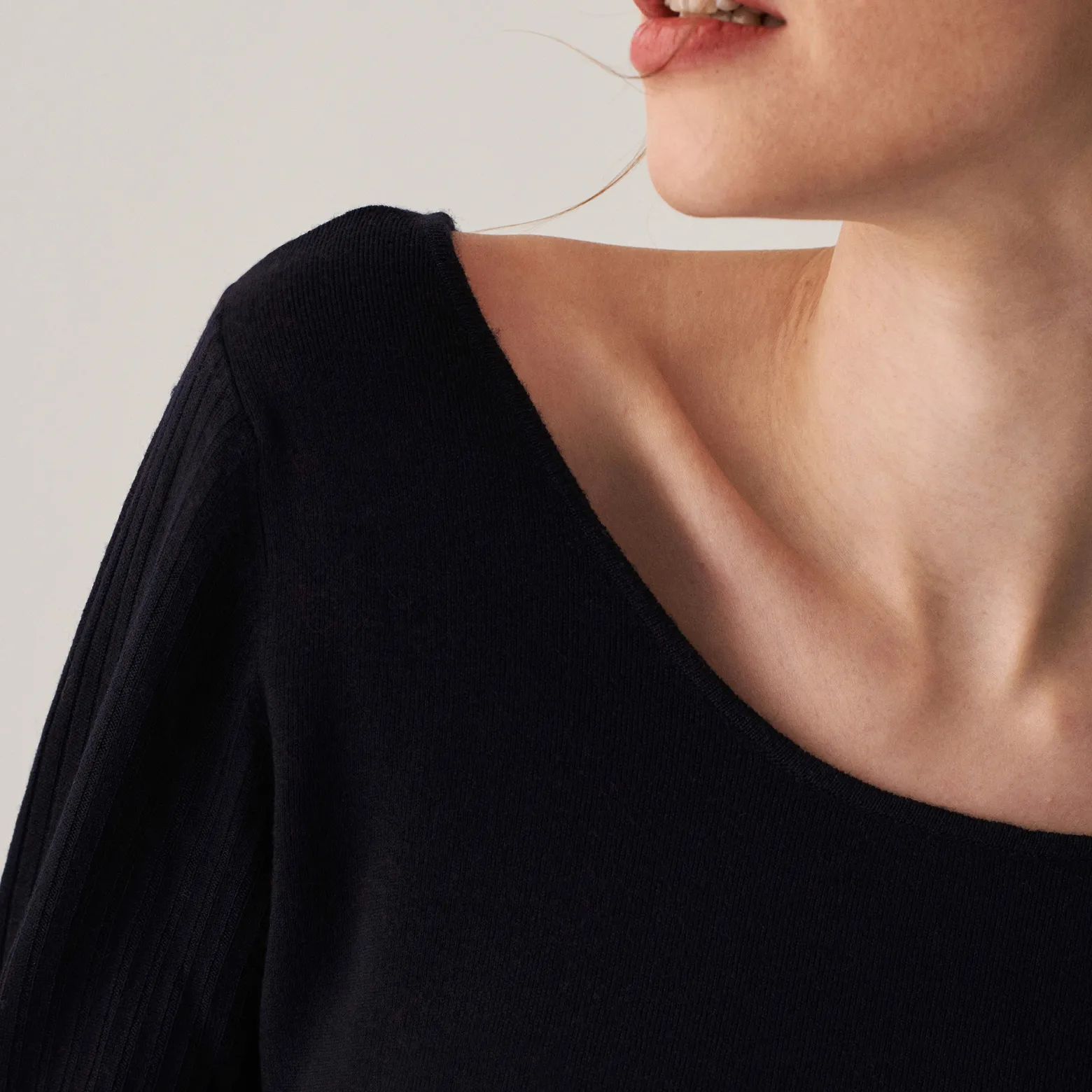 Montagut Fine-knit merino wool round-neck sweater - Altesa
