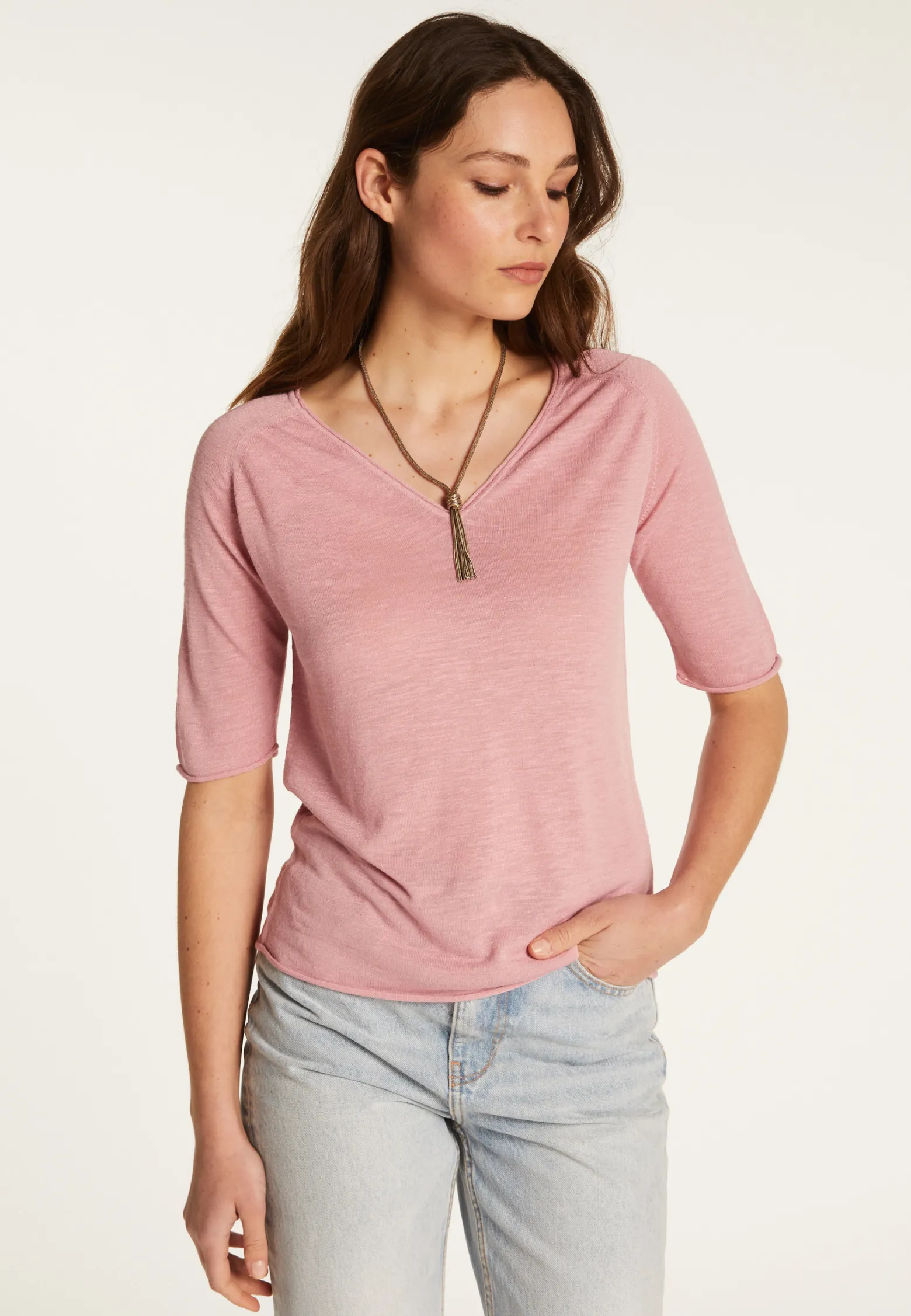 Montagut Flamed linen V-neck t-shirt - Bonbon