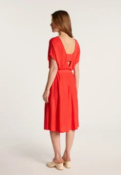 Montagut Flowing dress in slub linen - Layla