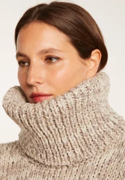 Montagut Jumper with large fringed roll neck - Sage