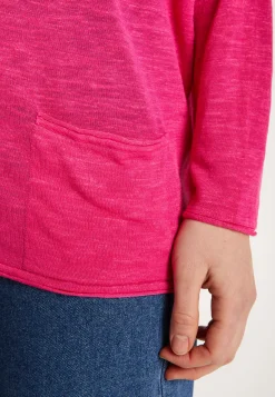 Montagut Long Sleeve V-neck T-shirt - Balou