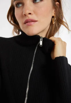 Montagut Long zip-neck sweater in wool and cashmere - Charlotte