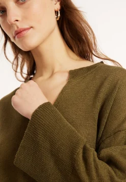Montagut Loose linen V-neck tunic - Marielle