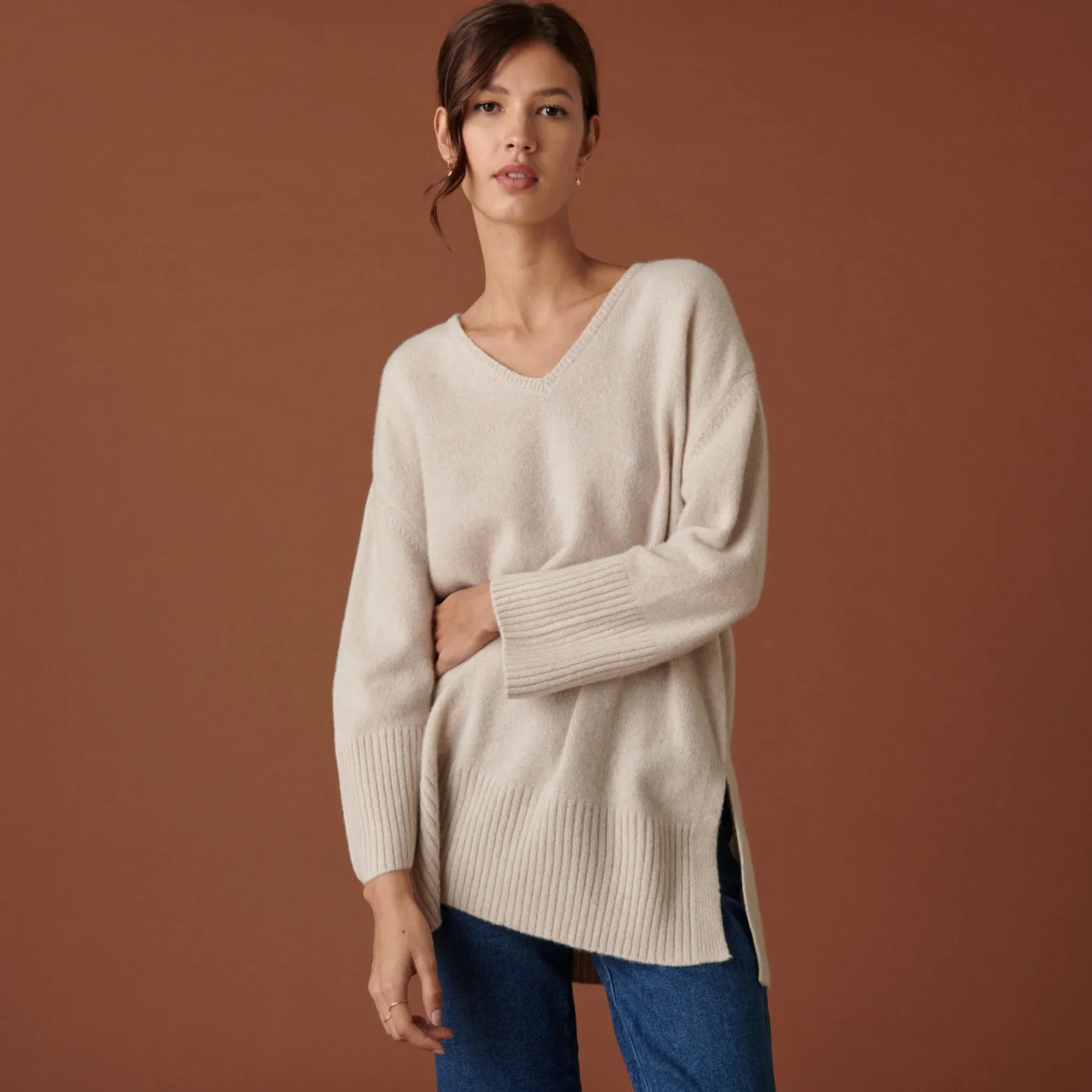 Montagut Loose sweater with slits in a cashmere blend - Darius