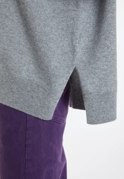 Montagut Loose sweater with V-neck slits in cashmere - Alienor