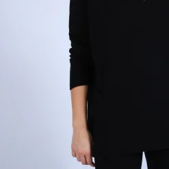 Montagut Loose V-neck cashmere jumper – Hilary