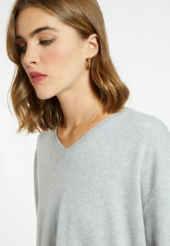 Montagut Loose V-neck cashmere sweater - Belinda
