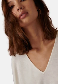 Montagut Loose V-neck sweater with pockets in merino wool - Albertine