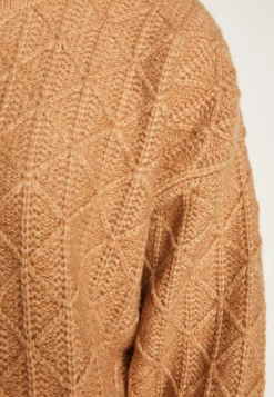 Montagut Loose-fit sweater with dots in cocoon wool - Gassia