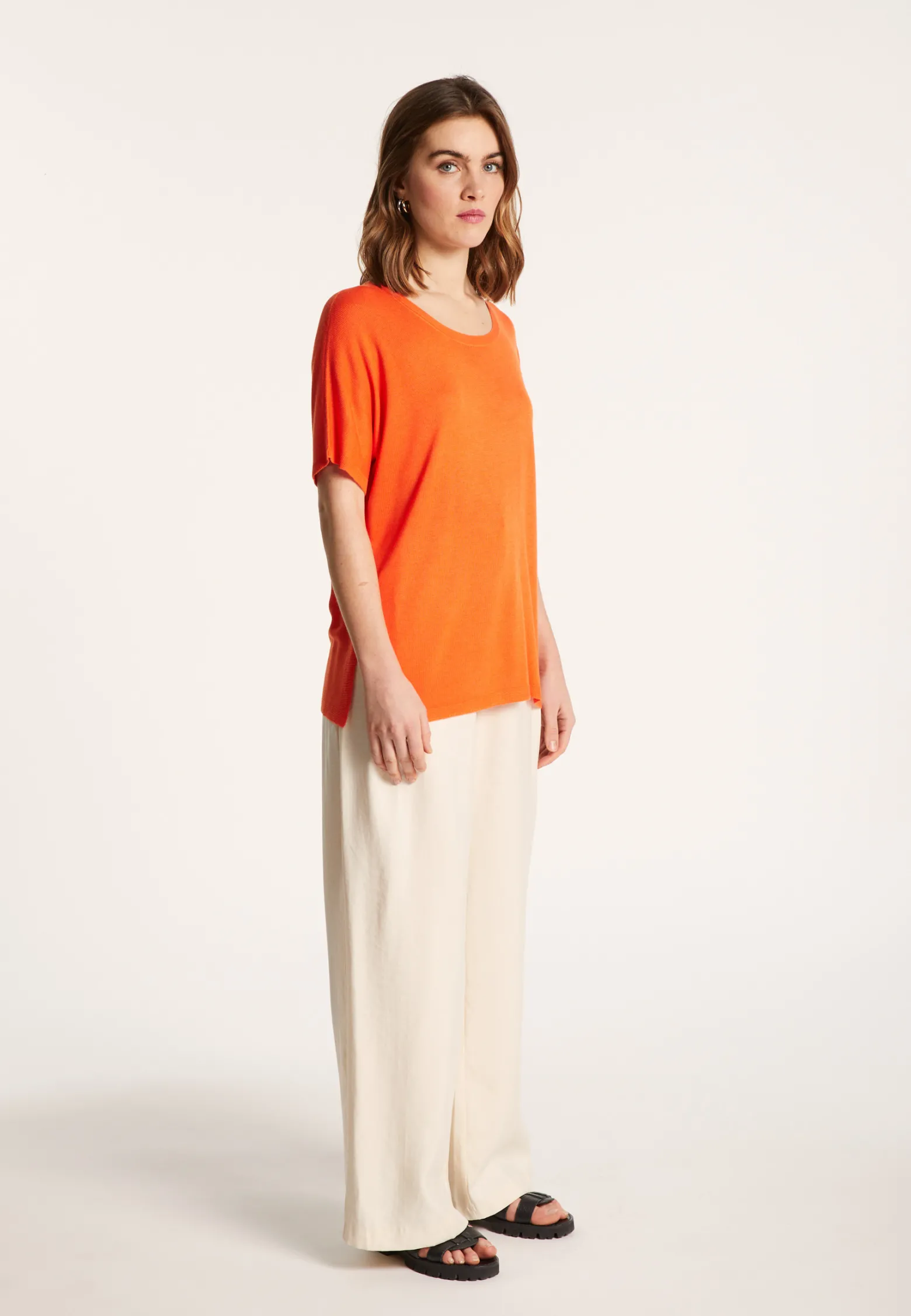 Montagut Loose-fitting T-shirt with slits - Nova