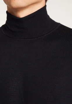 Montagut Merino Wool Turtleneck Sweater - Enzo