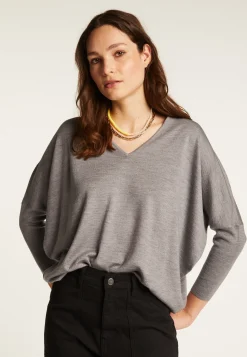 Montagut Merino wool V-neck sweater - Boxe