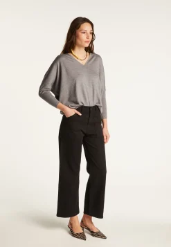 Montagut Merino wool V-neck sweater - Boxe
