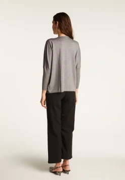 Montagut Merino wool V-neck sweater - Boxe