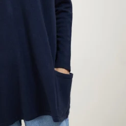 Montagut Oversize V-neck sweater buttoned back - Binta