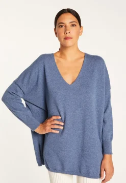 Montagut Oversized V-neck sweater in cashmere - Apolline