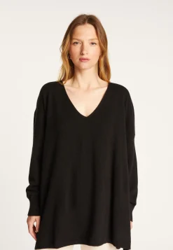 Montagut Oversized V-neck sweater in cashmere - Apolline