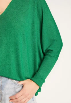 Montagut Oversized V-neck T-shirt in bamboo cashmere fiber - Rica