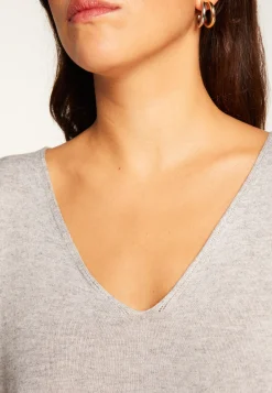 Montagut Oversized V-neck T-shirt in bamboo cashmere fiber - Rica