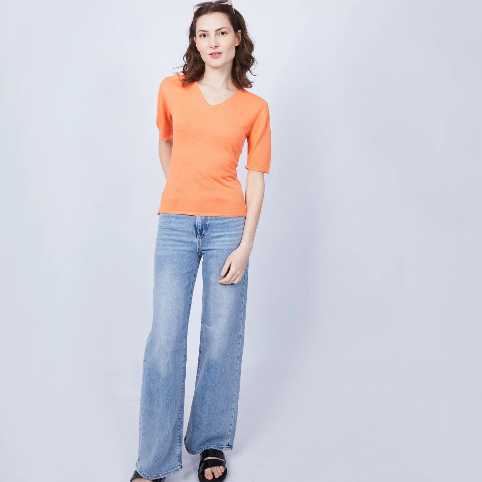 Montagut Plain V-neck T-shirt - Mel