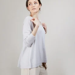 Montagut Round neck viscose crepe sweater - Babouche