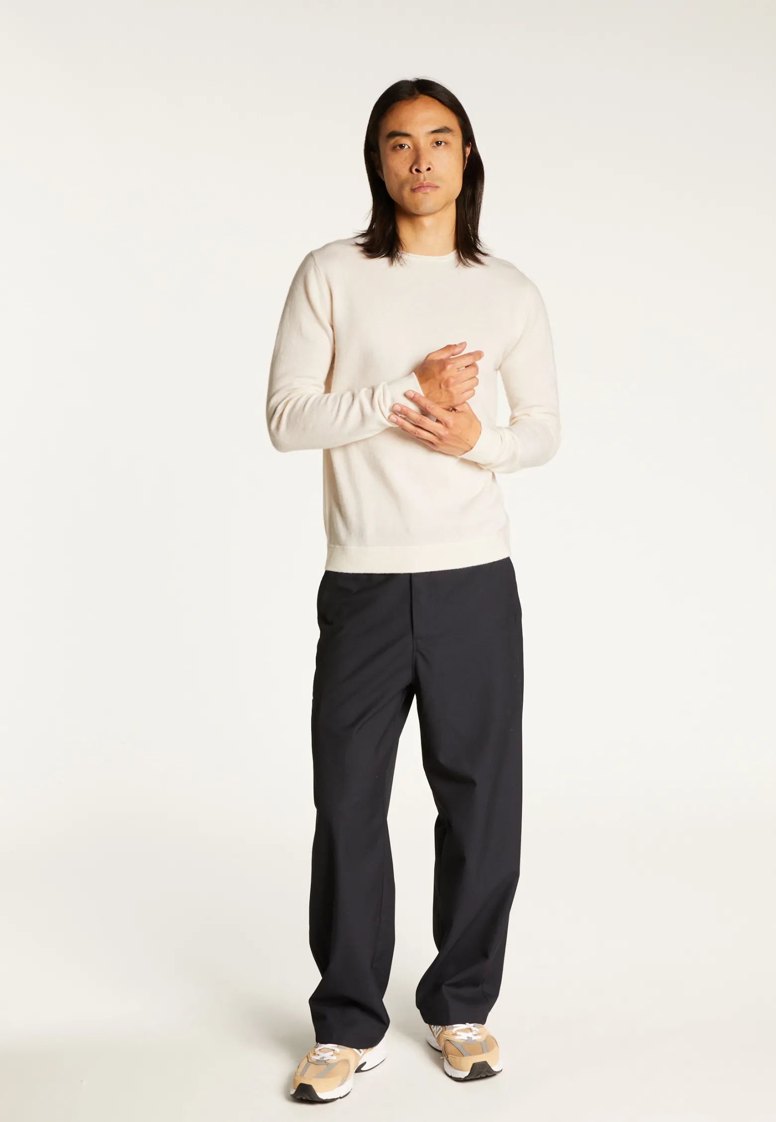 Montagut Round-neck cashmere sweater with rolled finishes - Ernest