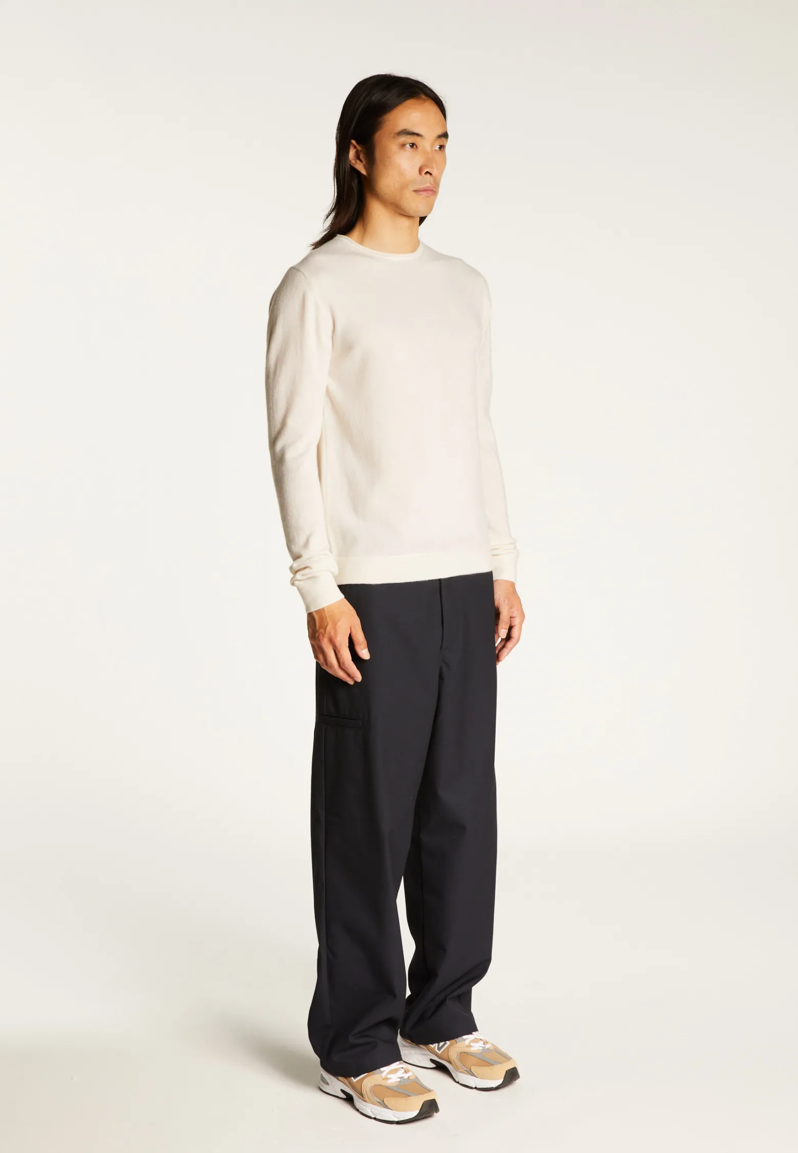 Montagut Round-neck cashmere sweater with rolled finishes - Ernest