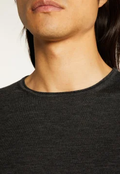 Montagut Round-neck merino wool sweater with rolled finishes - Rythme