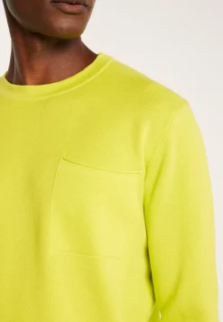 Montagut Round-neck sweater in slub cotton and linen - Isaia