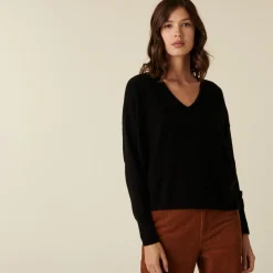 Montagut Short cashmere V-neck sweater with pockets - Balba
