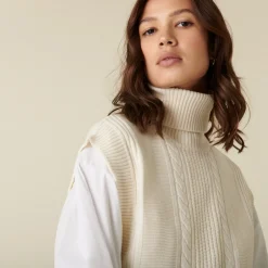 Montagut Sleeveless turtleneck sweater in merino wool - Claudia