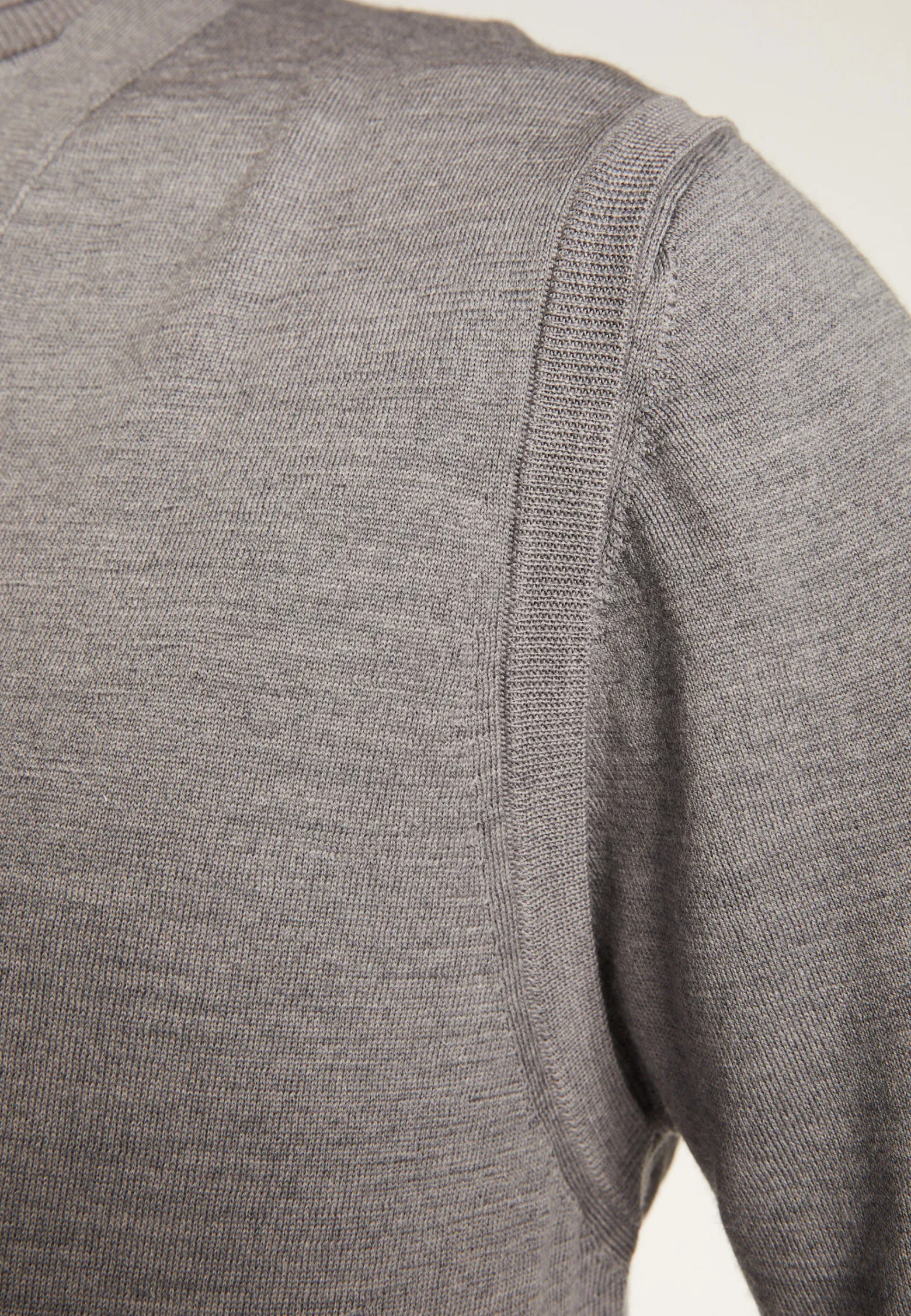 Montagut Sleeveless vest with logo in merino wool - Ernardo